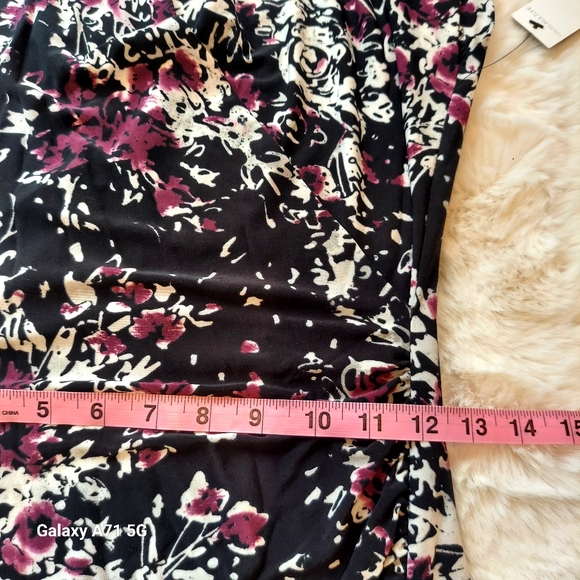 NWT Kamali Kulture Cap Sleeve Side Draped Dress Black Abstract Floral Sz… - Picture 15 of 17